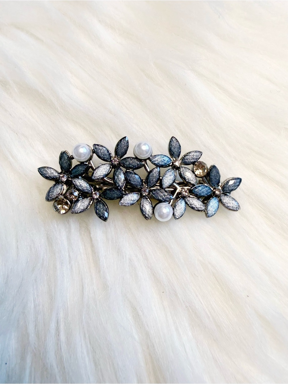 Floral Rhinestone Pearl Hair Barrette in Gunmetal